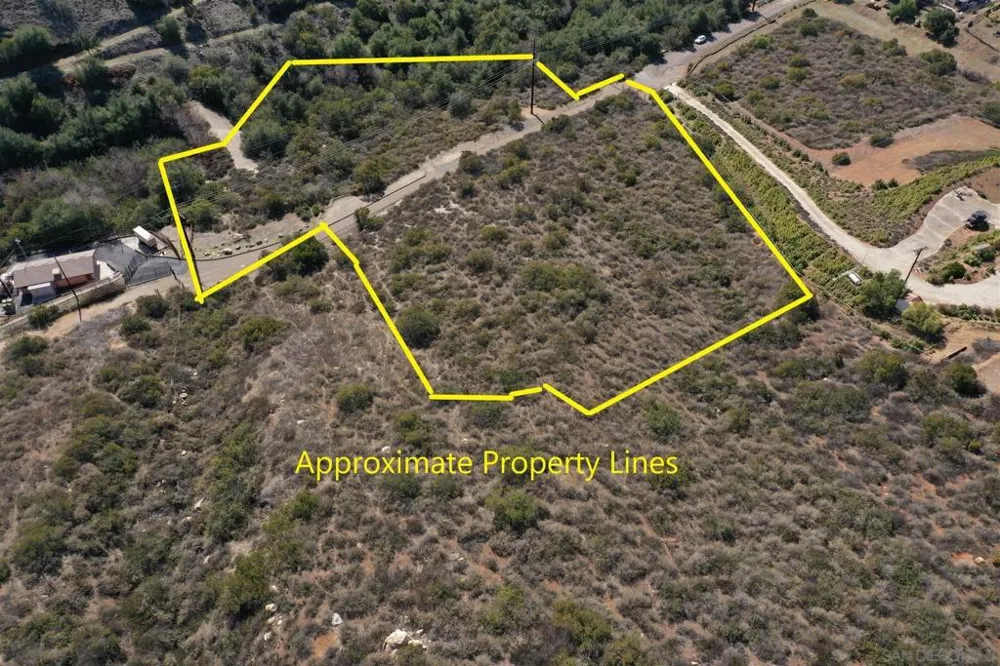 Rios Canyon Rd #16 El Cajon, CA 92021