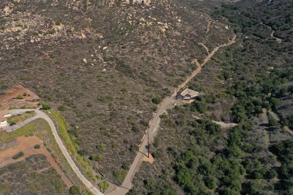 Rios Canyon Rd #16 El Cajon, CA 92021