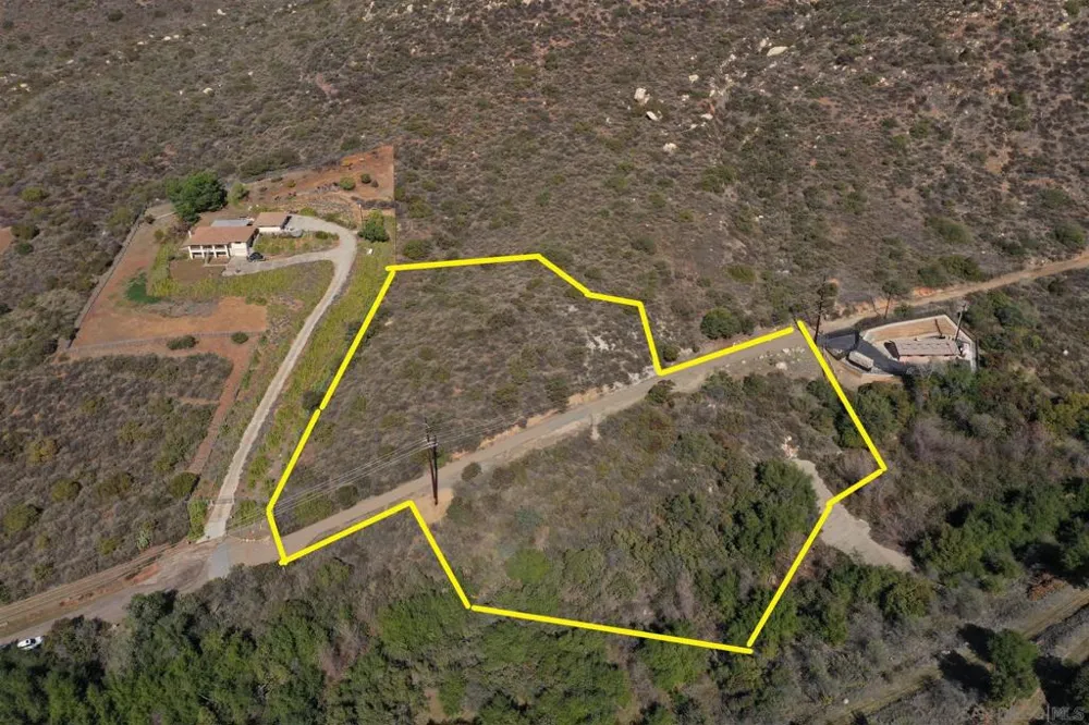 Rios Canyon Rd #16 El Cajon, CA 92021