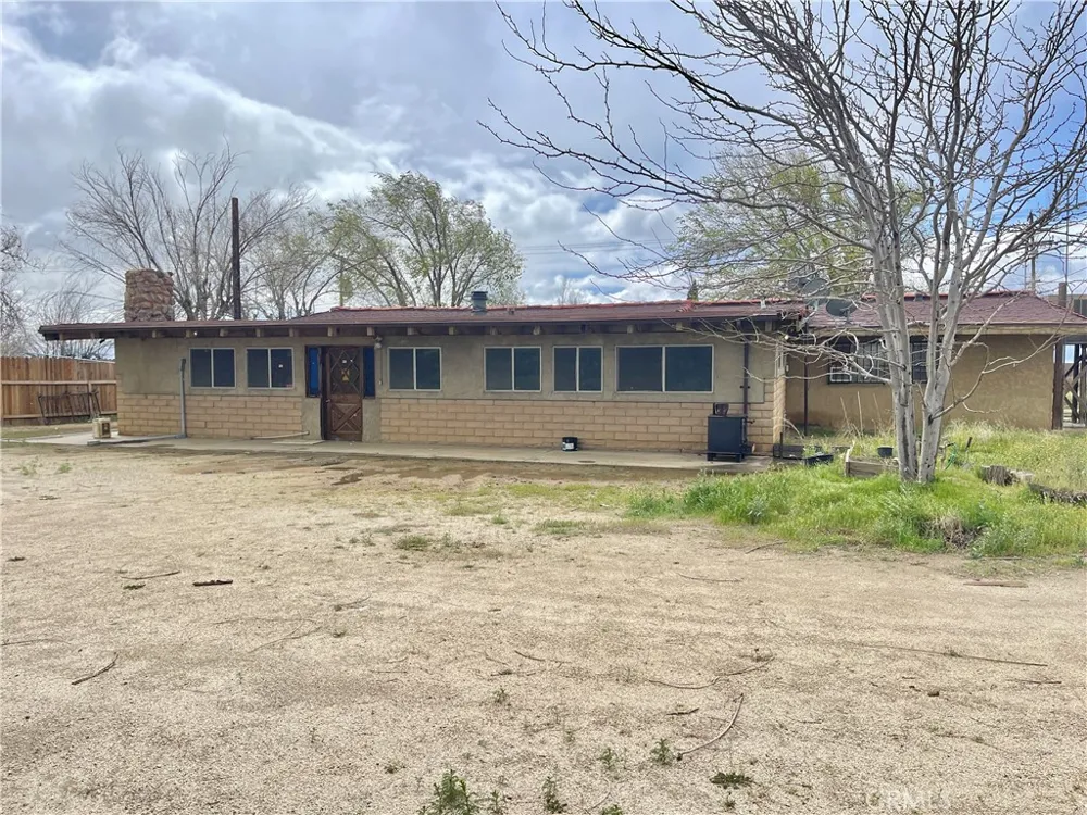 15981 Gaskell Road Rosamond, CA 93560