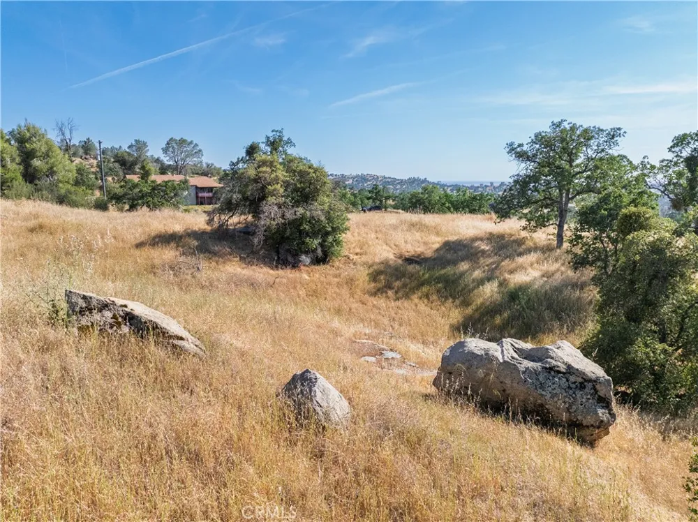 39854 Lilley Mountain Drive Coarsegold, CA 93614