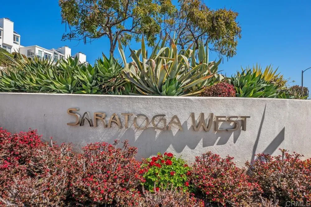 328 SHOMAKER CT. Solana Beach, CA 92075