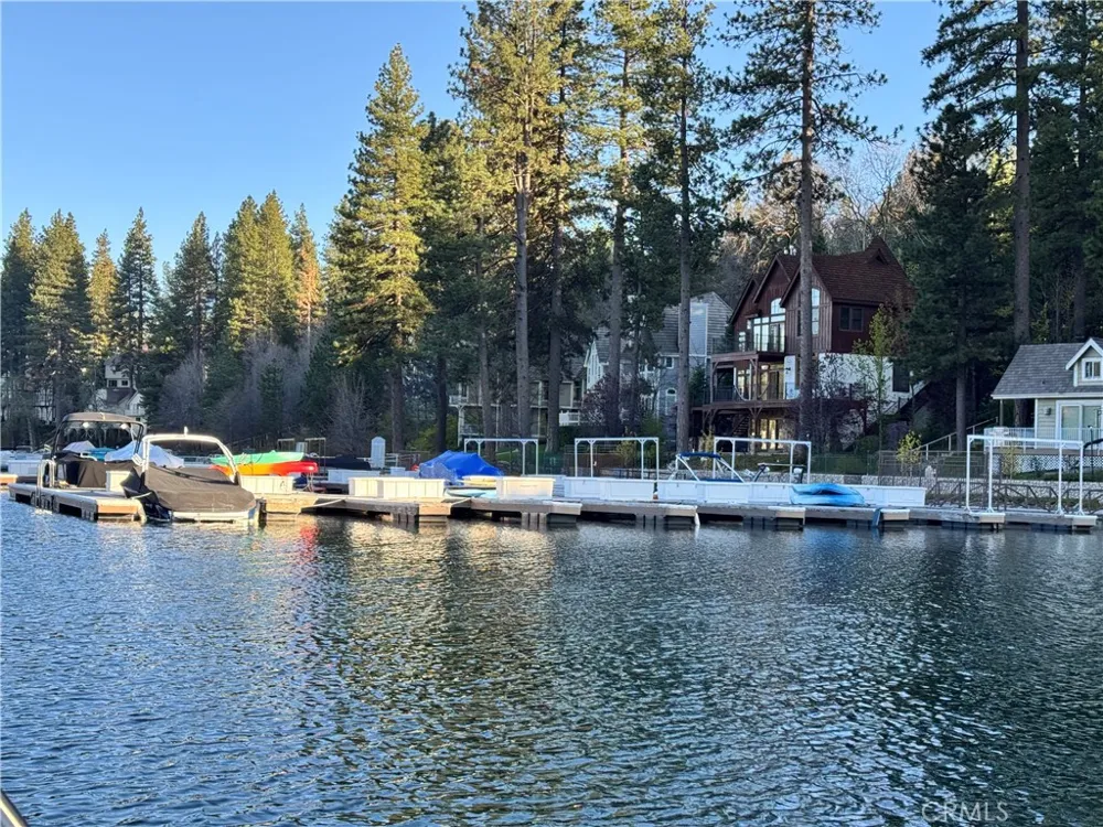 27525 Meadow Bay Drive Lake Arrowhead, CA 92352