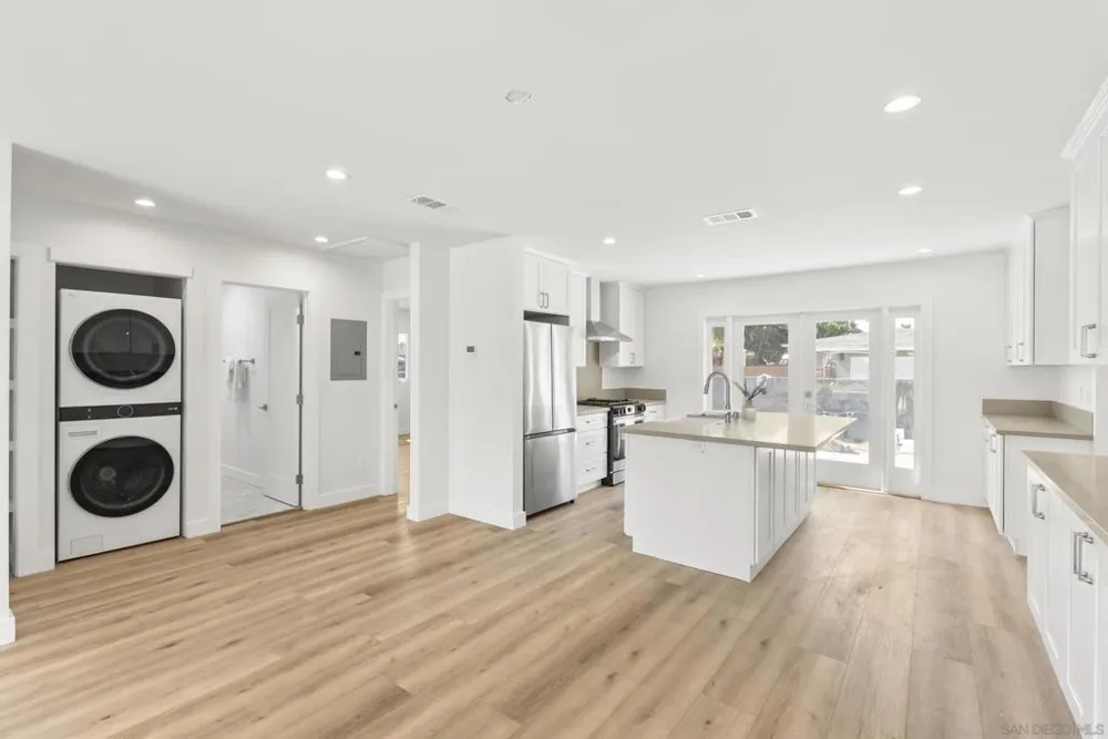 291 Ebony Avenue Imperial Beach, CA 91932