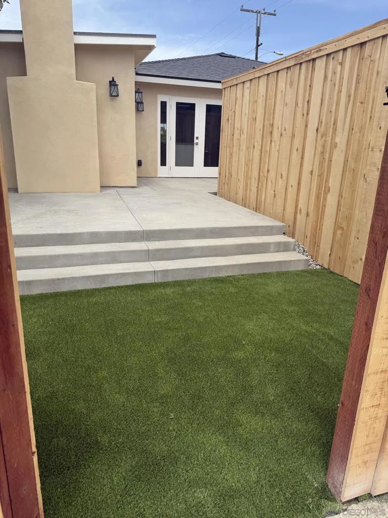 291 Ebony Avenue Imperial Beach, CA 91932