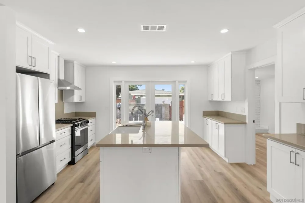 291 Ebony Avenue Imperial Beach, CA 91932