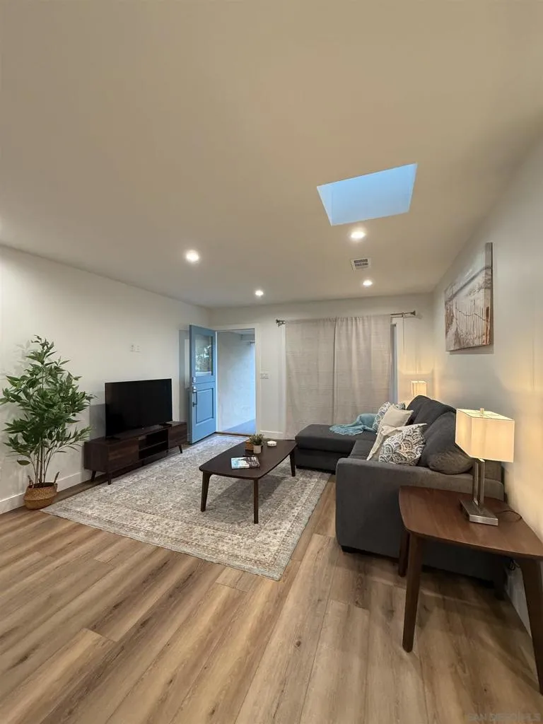 291 Ebony Avenue Imperial Beach, CA 91932