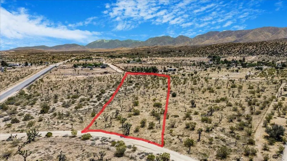Ave W4 Drt Vic 98th Ste Pearblossom, CA 93553