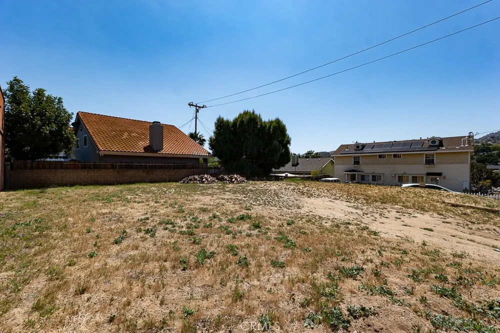 Lake Manor Chatsworth, CA 91311