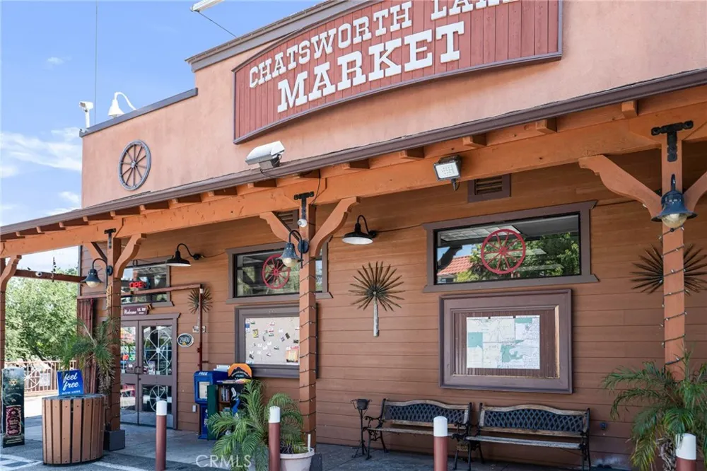 Lake Manor Chatsworth, CA 91311