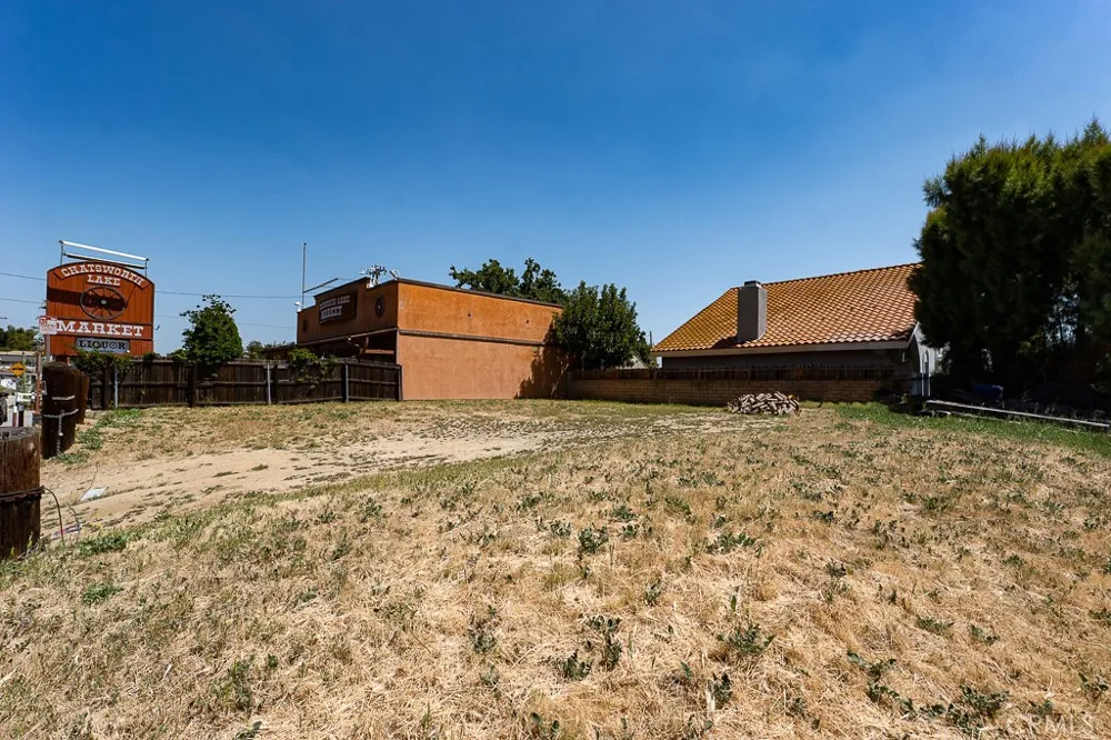 Lake Manor Chatsworth, CA 91311