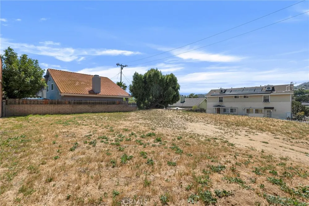Lake Manor Chatsworth, CA 91311
