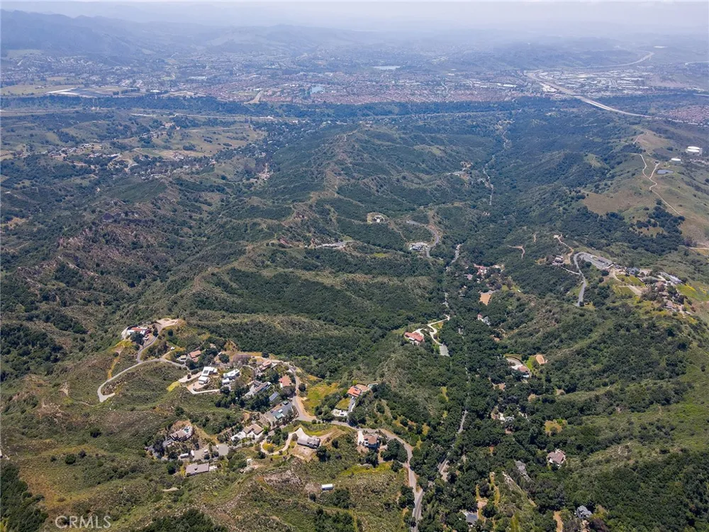 Chris Lane Trabuco Canyon, CA 92679