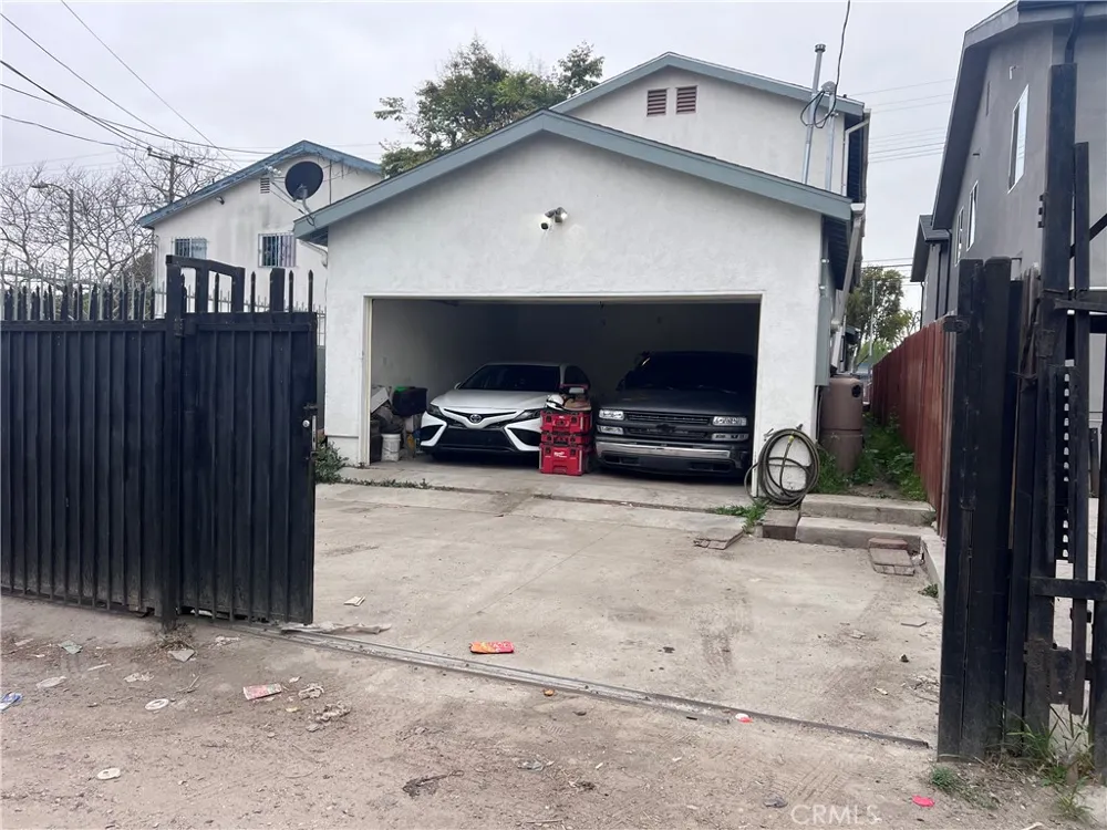 10970 Avalon Boulevard Los Angeles, CA 90061