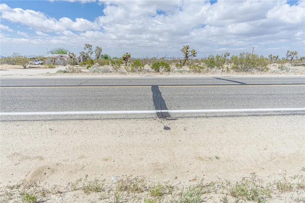 Bear Valley Road Pinon Hills, CA 92372