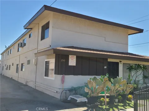2546 Potrero Avenue