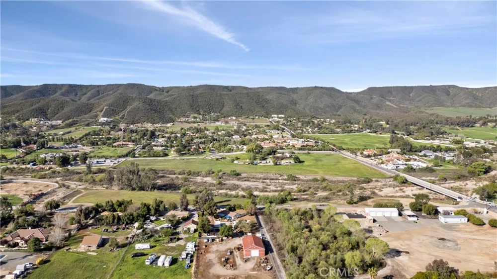 25070 Hayes Avenue Murrieta, CA 92562