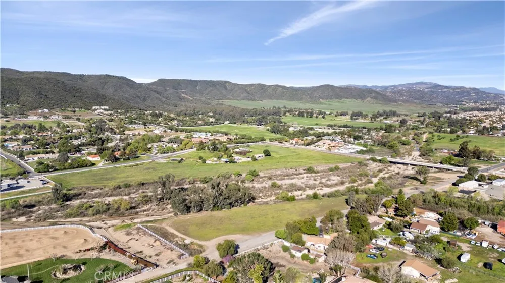25070 Hayes Avenue Murrieta, CA 92562