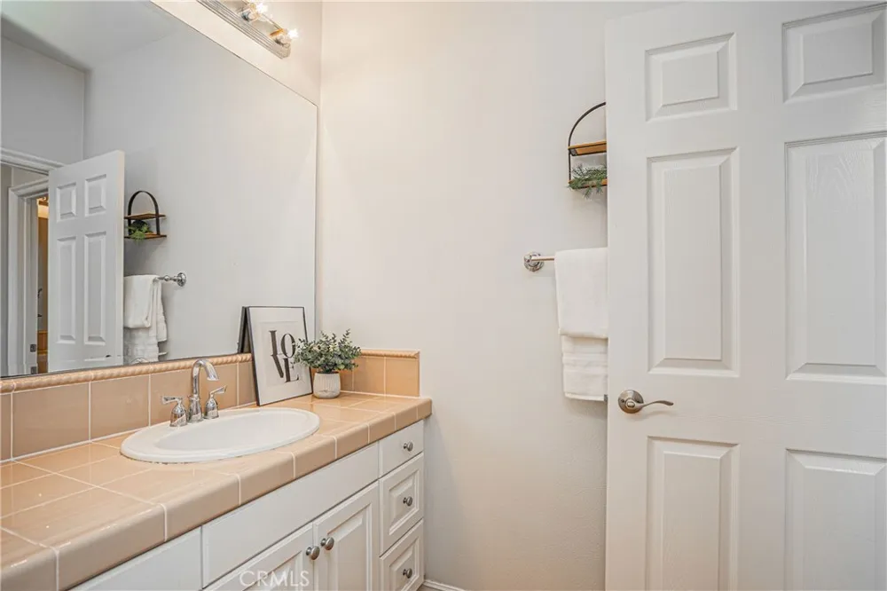 2038 Redfield Street Fullerton, CA 92833