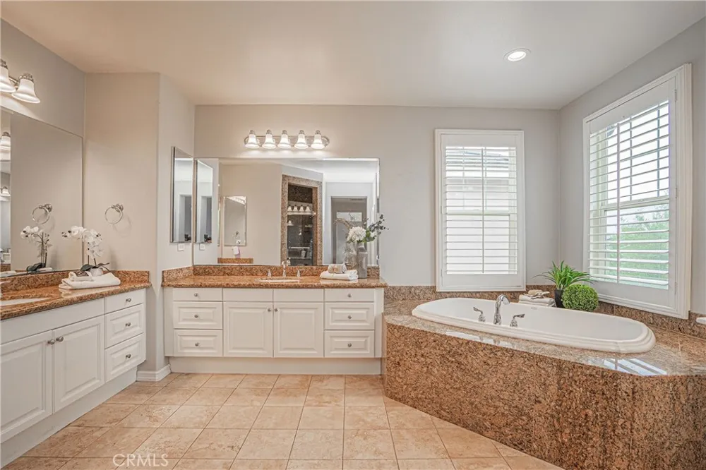 2038 Redfield Street Fullerton, CA 92833
