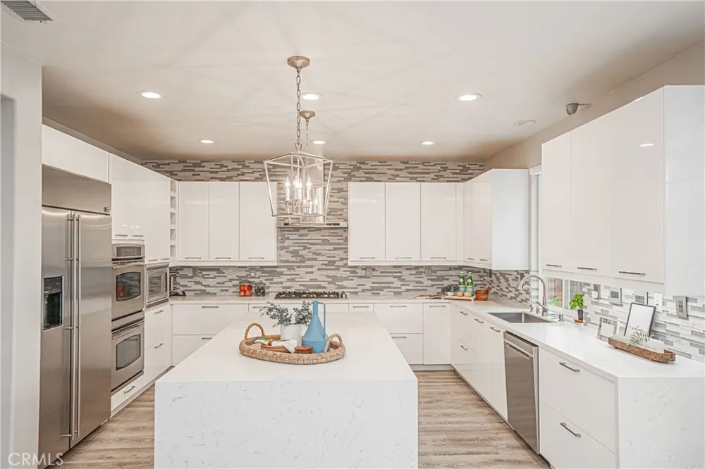 2038 Redfield Street Fullerton, CA 92833