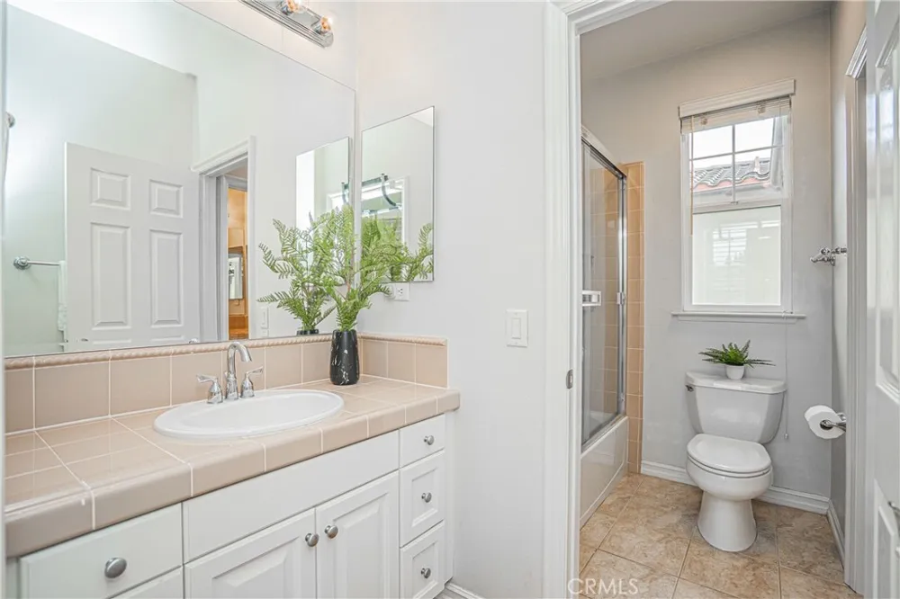 2038 Redfield Street Fullerton, CA 92833
