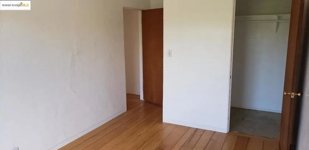 1458 E 33rd Street Oakland, CA 94602