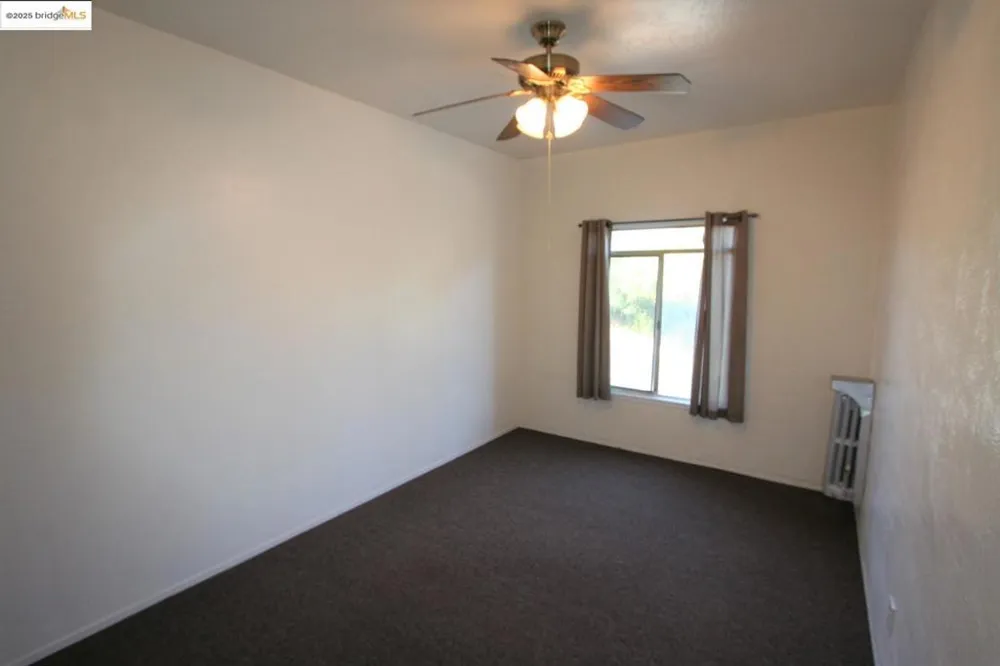 1458 E 33rd Street Oakland, CA 94602