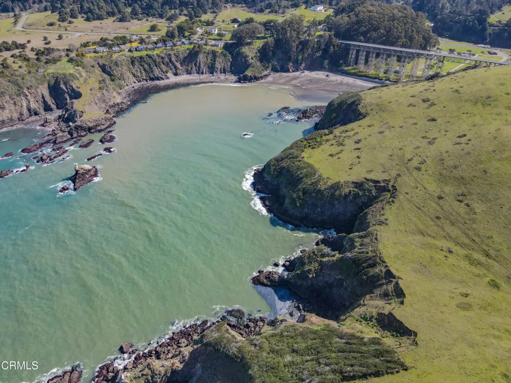 3400 Highway 1 Albion, CA 95410