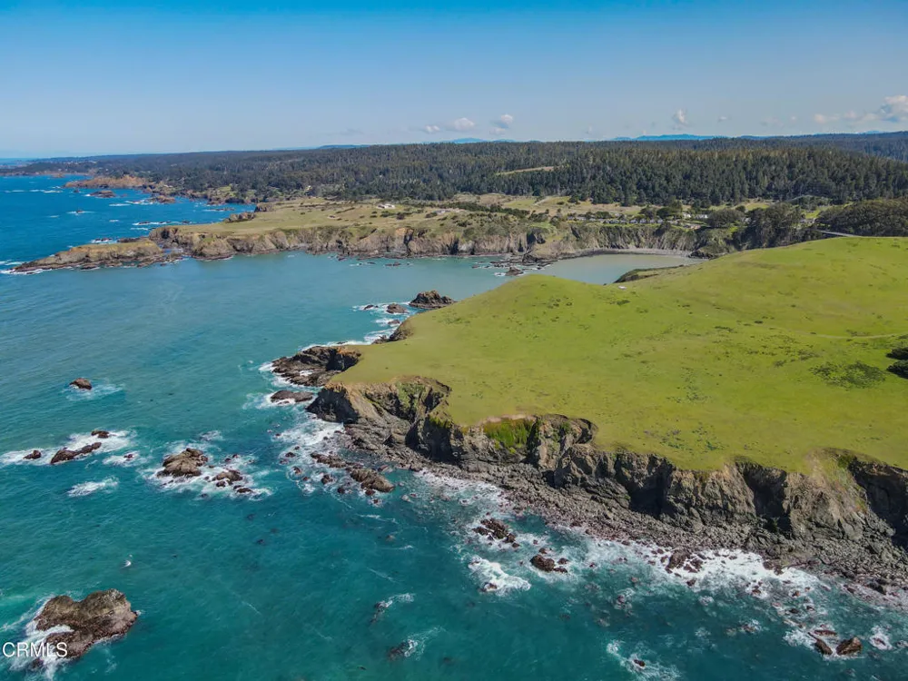 3400 Highway 1 Albion, CA 95410