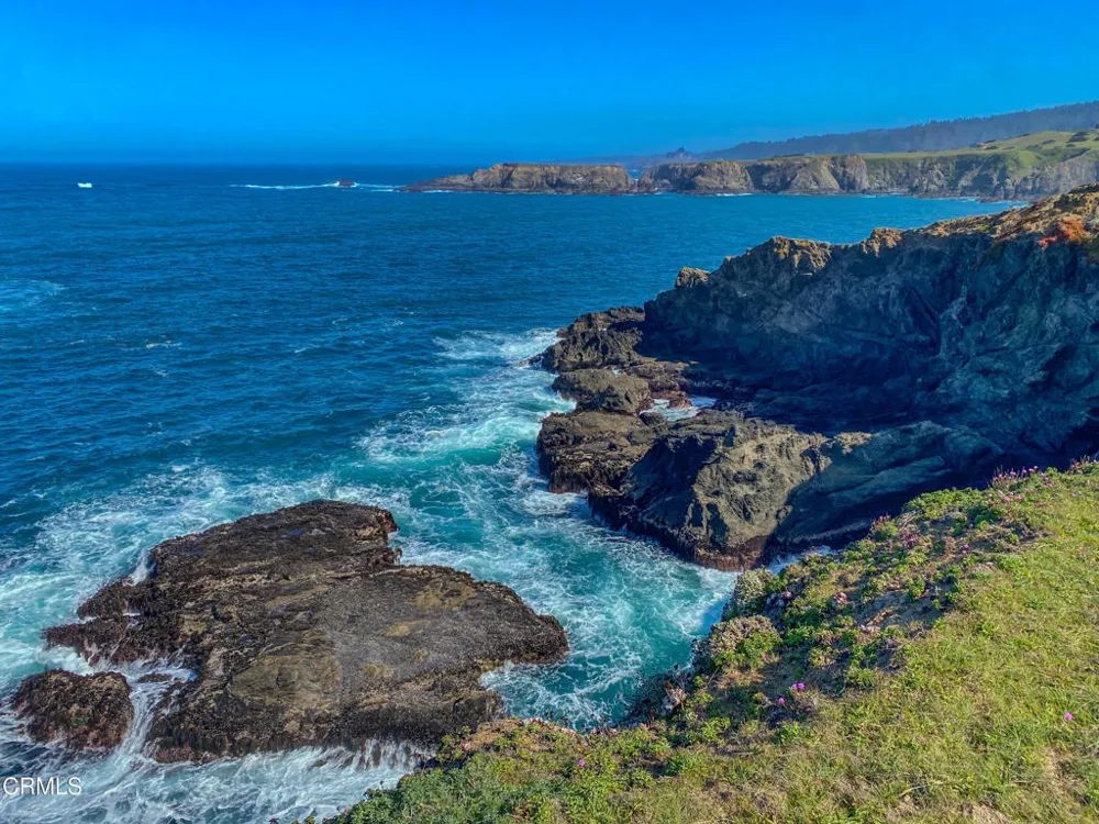 3400 Highway 1 Albion, CA 95410