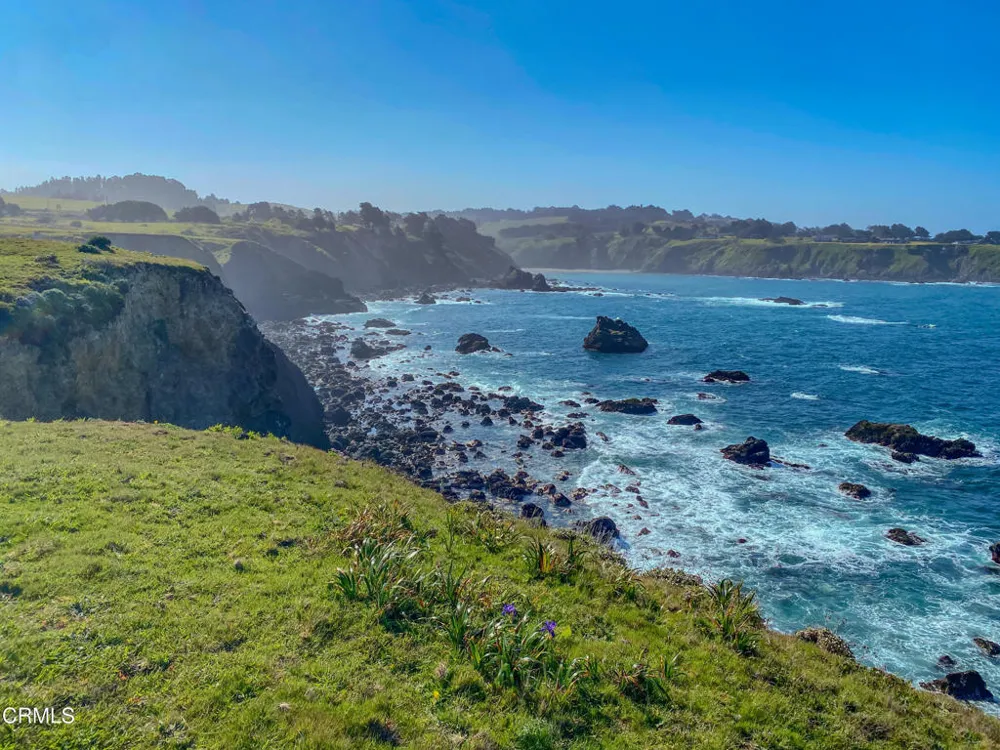 3400 Highway 1 Albion, CA 95410
