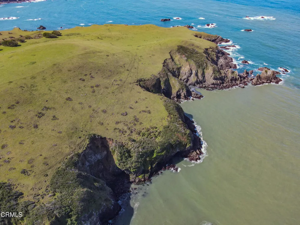 3400 Highway 1 Albion, CA 95410