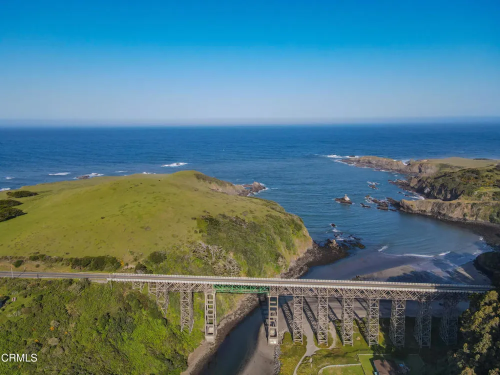 3400 Highway 1 Albion, CA 95410