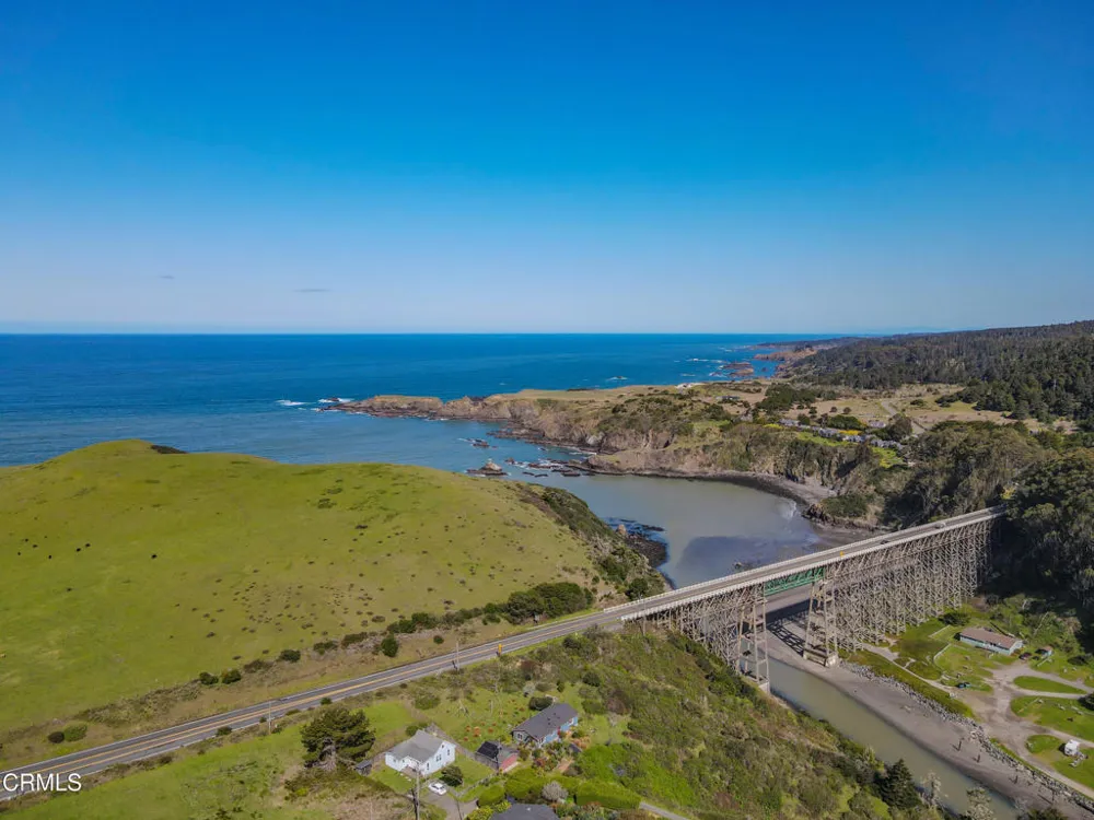 3400 Highway 1 Albion, CA 95410