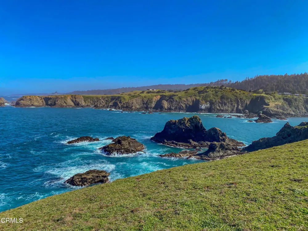 3400 Highway 1 Albion, CA 95410