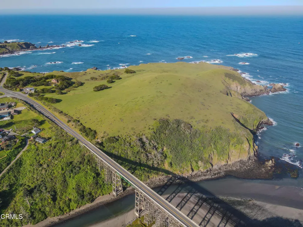3400 Highway 1 Albion, CA 95410