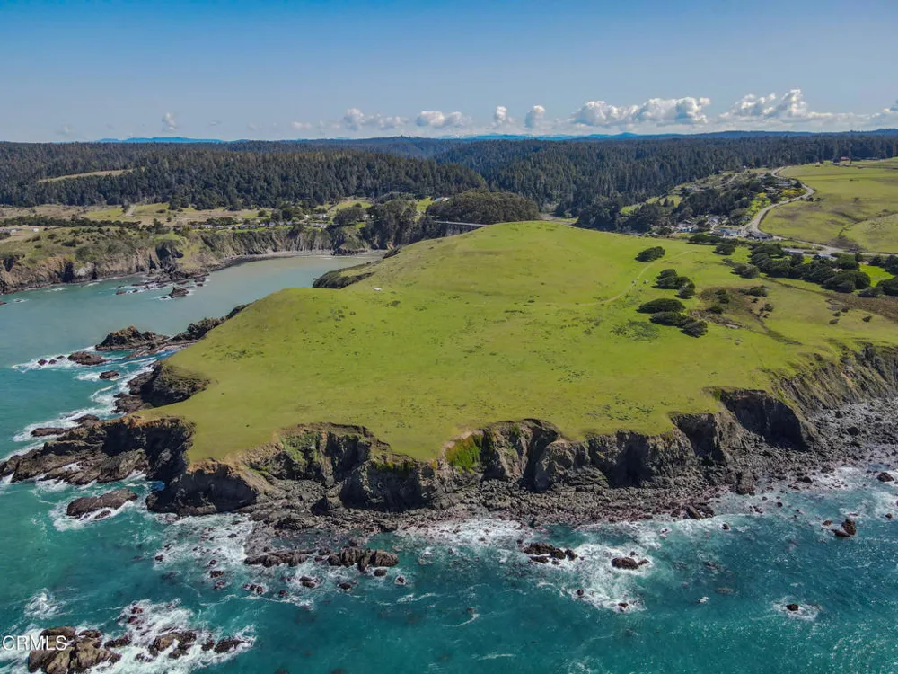 3400 Highway 1 Albion, CA 95410