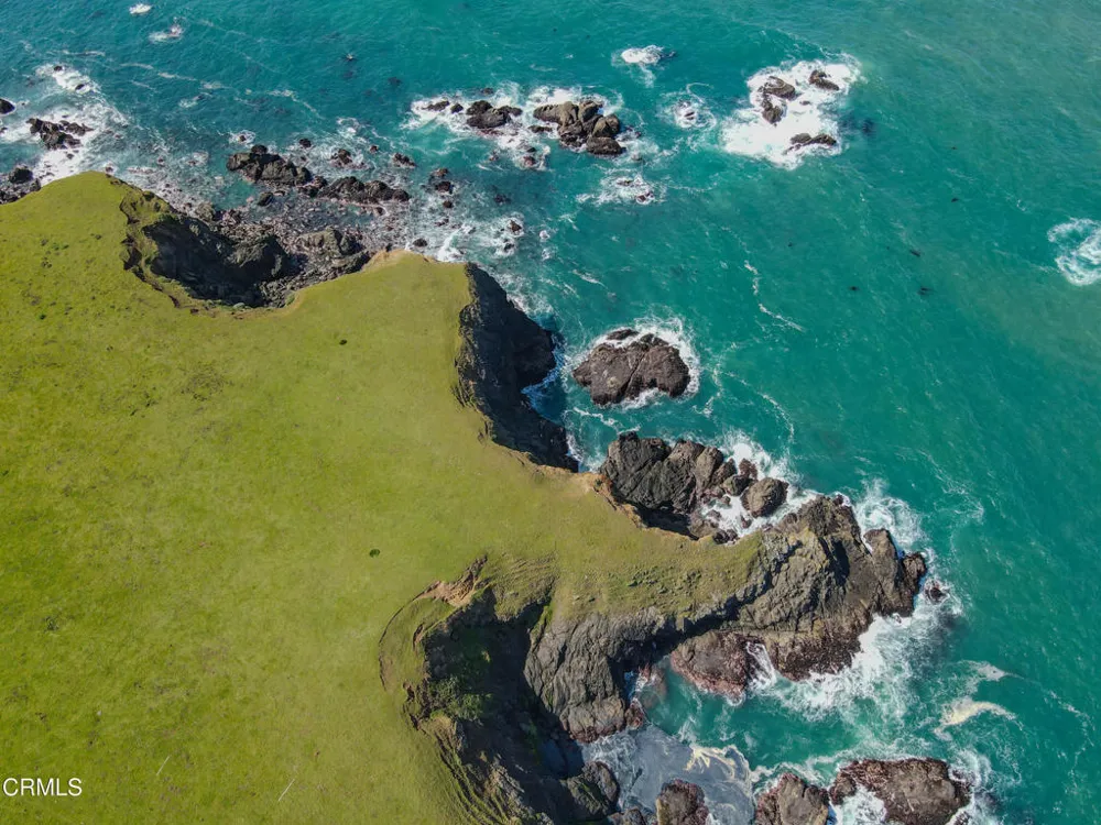 3400 Highway 1 Albion, CA 95410