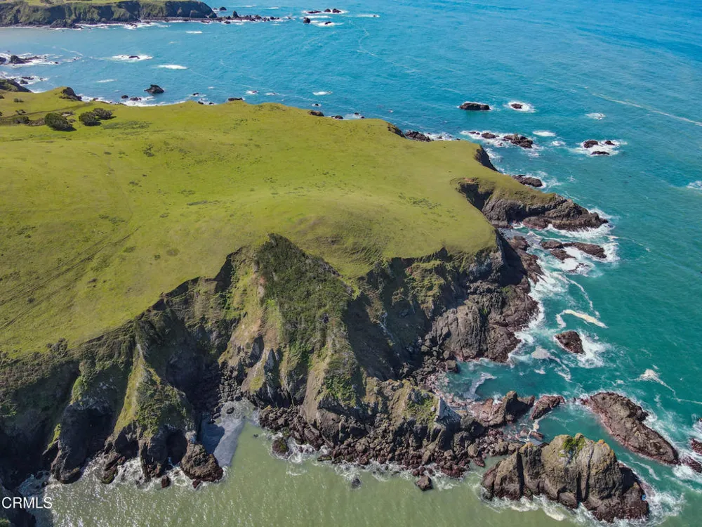 3400 Highway 1 Albion, CA 95410