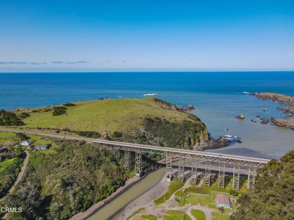 3400 Highway 1 Albion, CA 95410