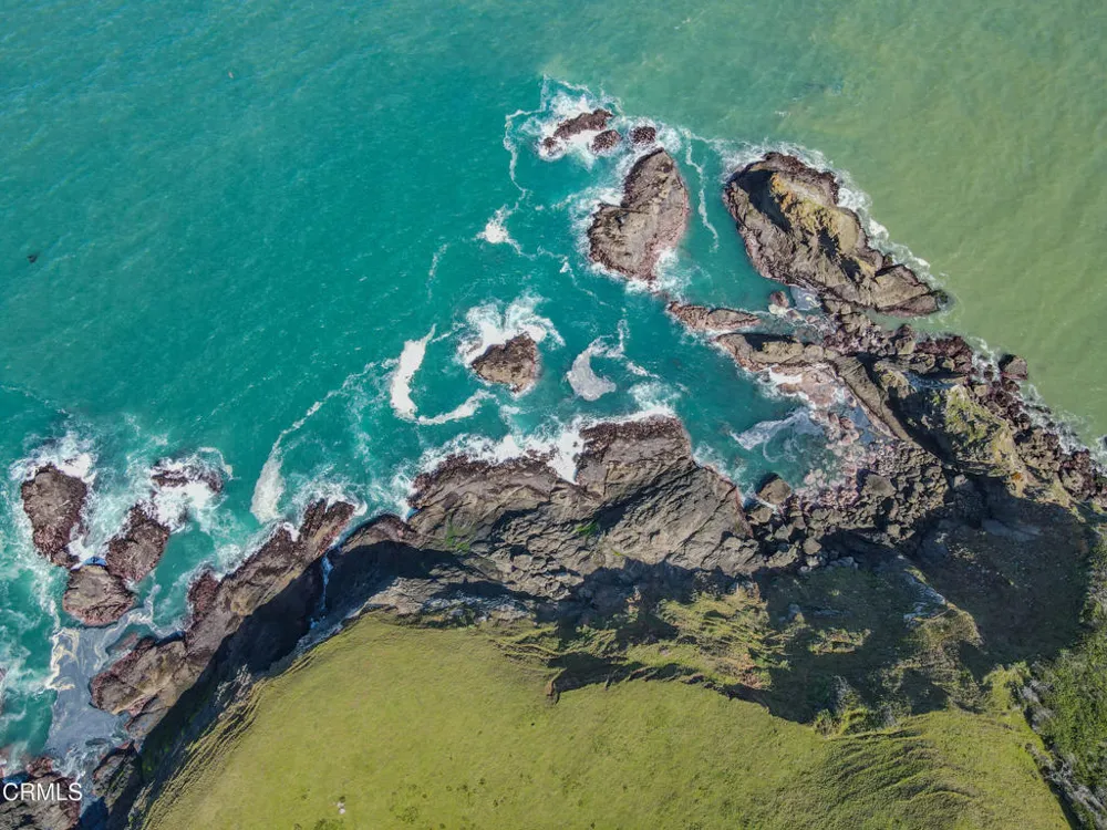 3400 Highway 1 Albion, CA 95410