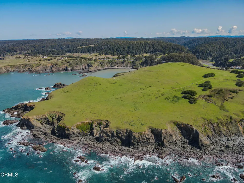 3400 Highway 1 Albion, CA 95410