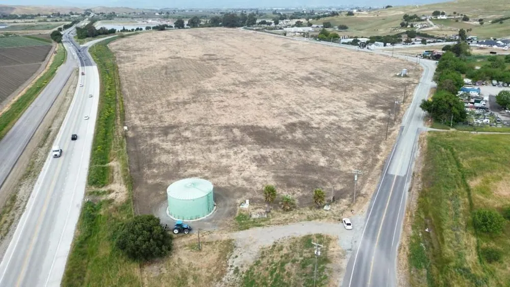 3510 San Juan Hollister Road Hollister, CA 95023