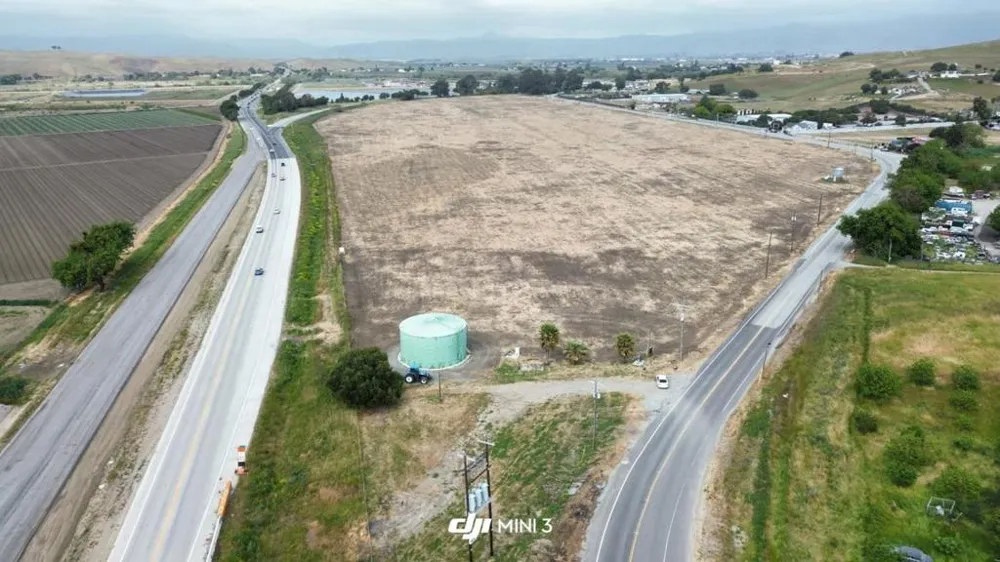 3510 San Juan Hollister Road Hollister, CA 95023
