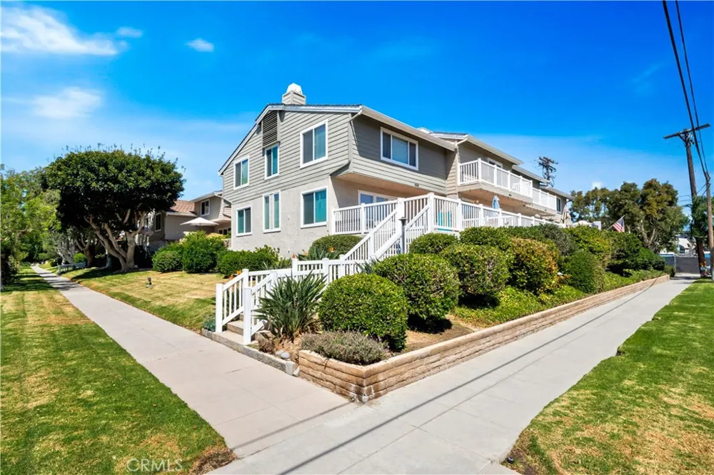 24709 Santa Clara Avenue Dana Point, CA 92629