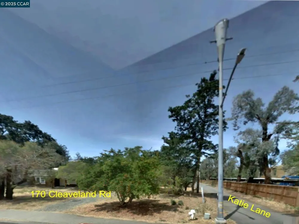 170 Cleaveland Rd Pleasant Hill, CA 94523