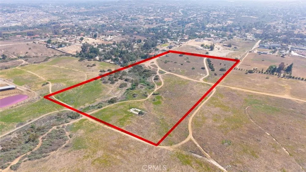 West of Rawhide Ln Riverside, CA 92504