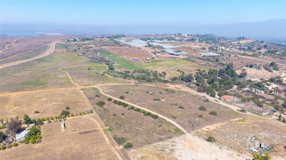 West of Rawhide Ln Riverside, CA 92504