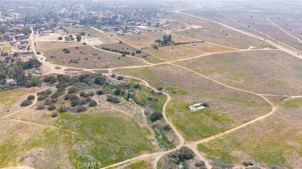West of Rawhide Ln Riverside, CA 92504